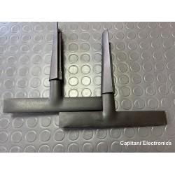 Оригинална крачета BN63-19338X002 Samsung UE50AU8072UXXH